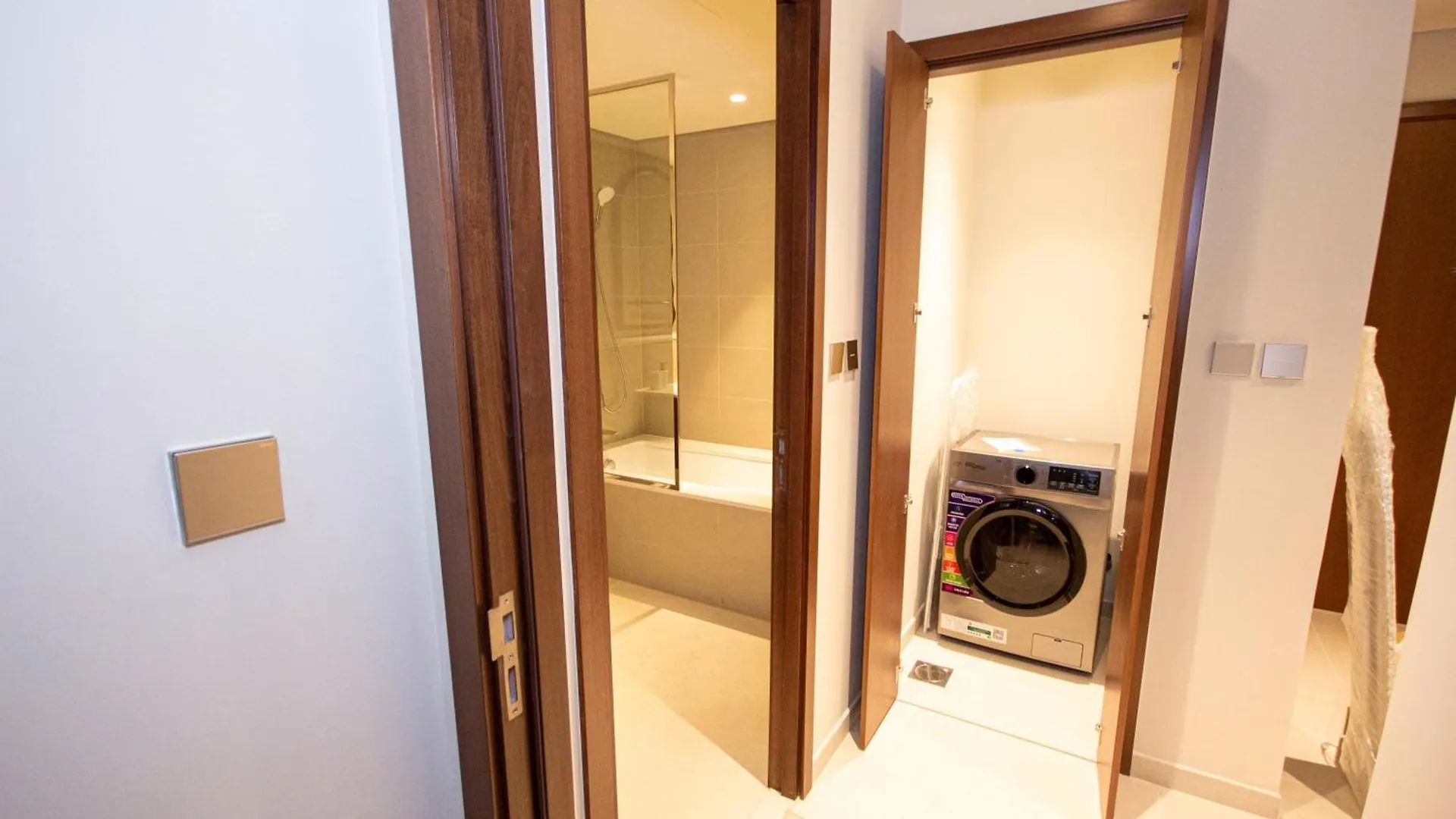 Vida Creek Beach 1 Bhk Dubai 0*,  United Arab Emirates