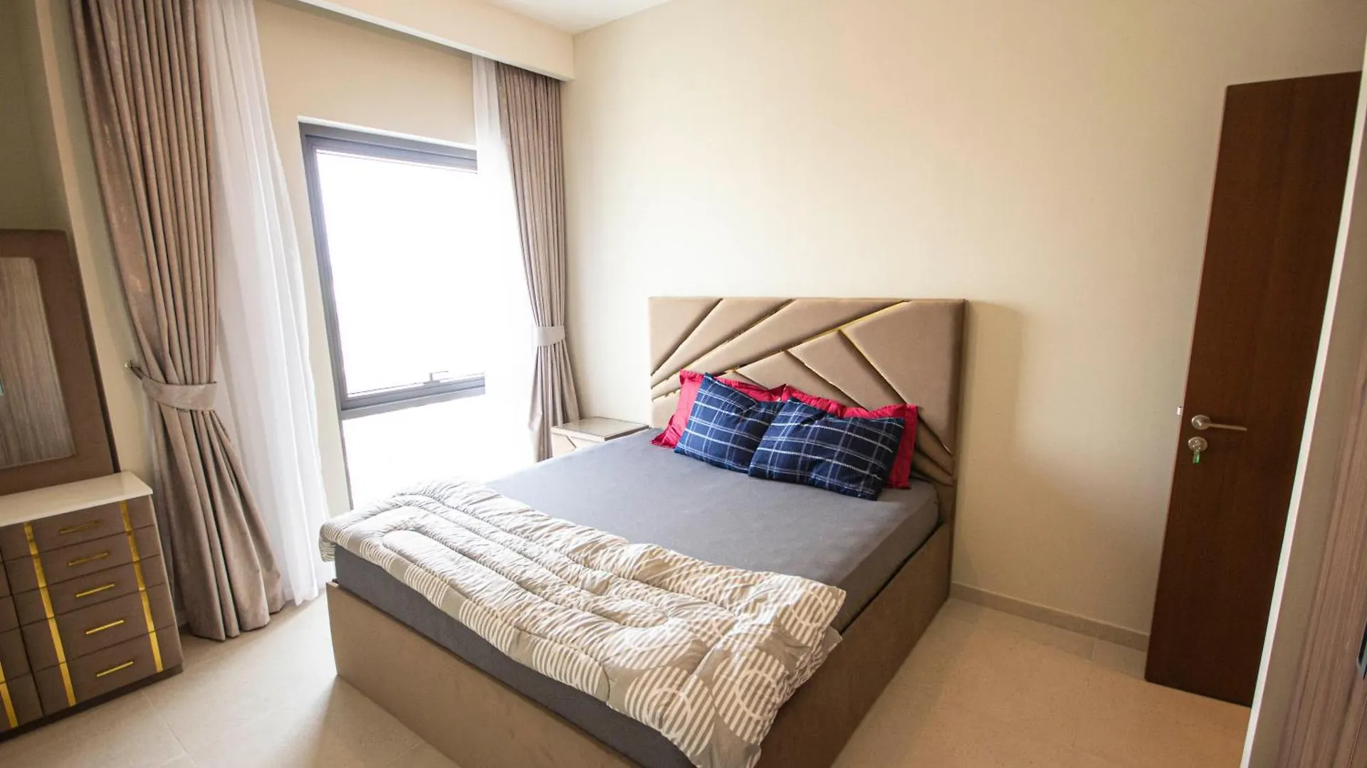 Vida Creek Beach 1 Bhk Dubai Apartment